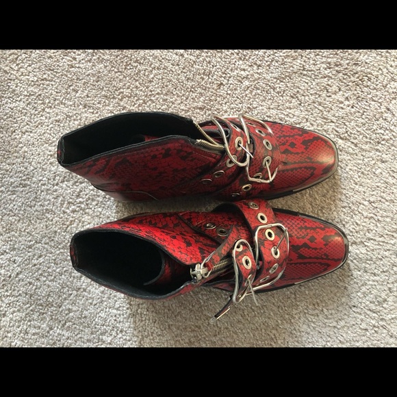 Topshop Alex Leather Low Ankle Boots - Picture 3 of 3